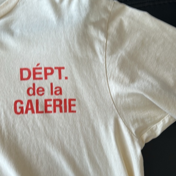 COPY - Gallery Dept Logo Tee - Picture 5 of 6